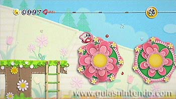 Kirby en el reino de los hilos